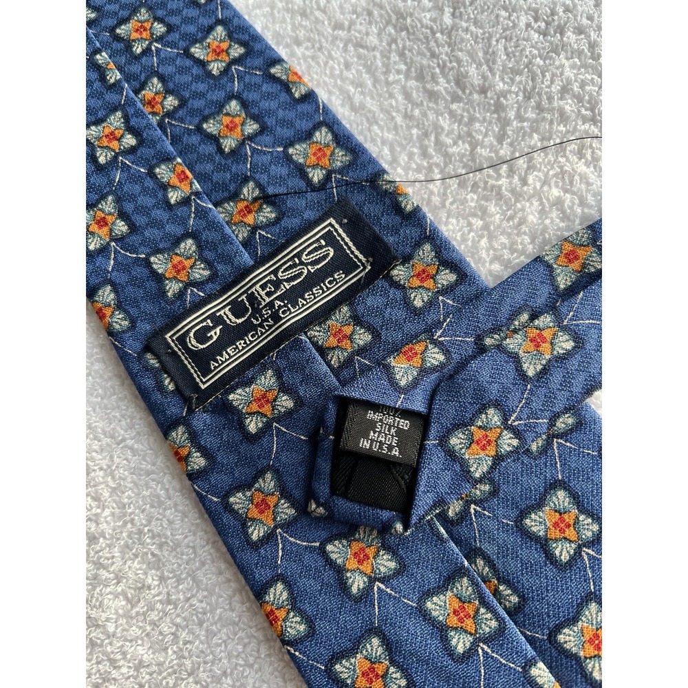 Guess American Classics	Vintage Printed Blue Floral Motif Geometric	100% Silk